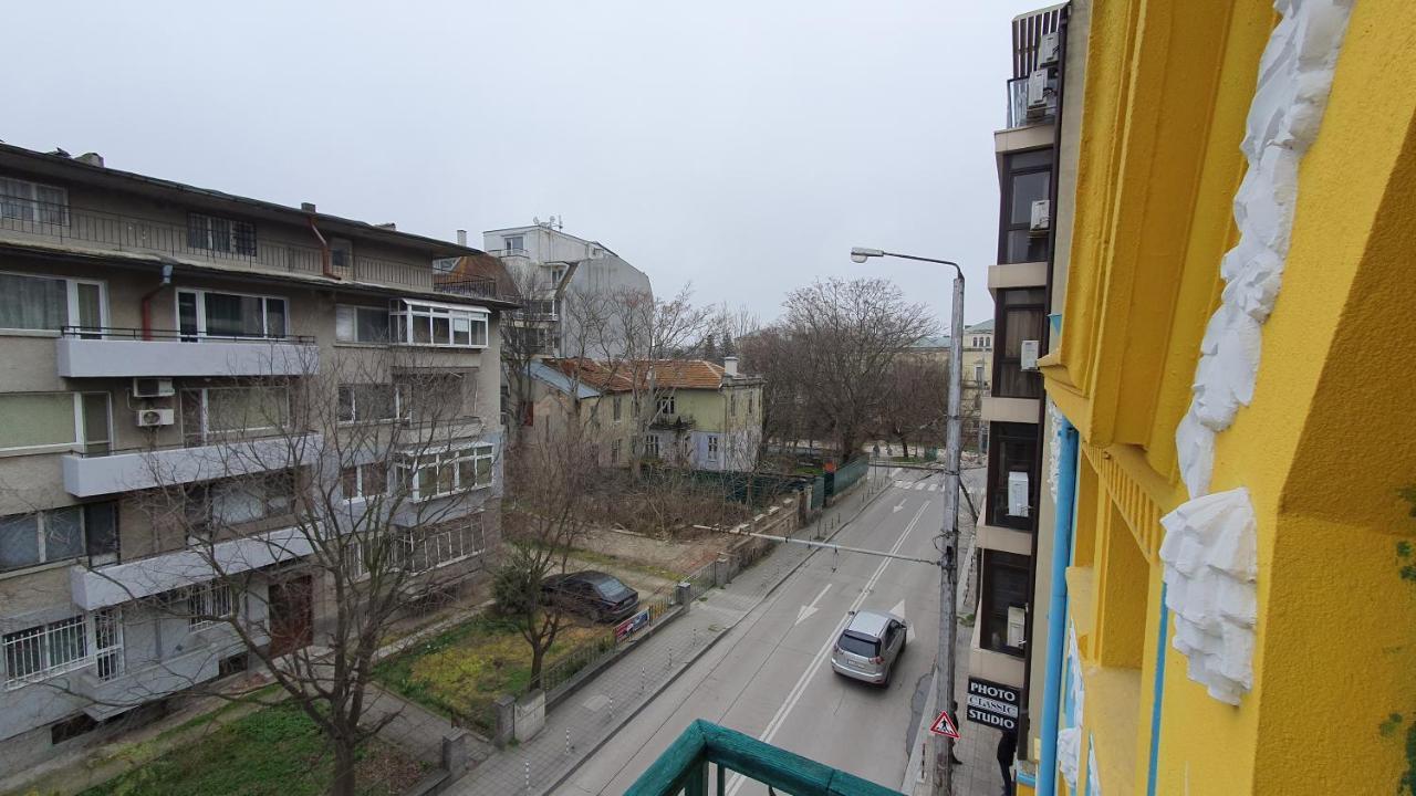 Стаи За Гости Sun House Daire Varna Dış mekan fotoğraf