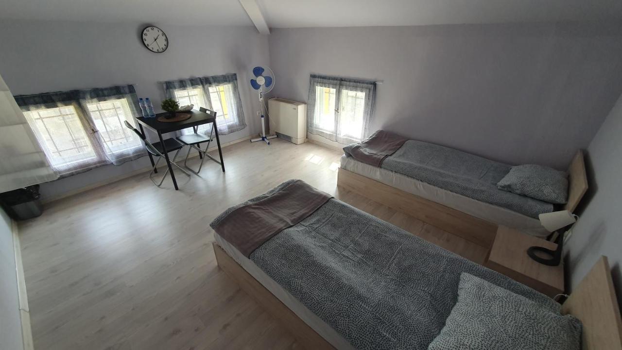 Стаи За Гости Sun House Daire Varna Dış mekan fotoğraf